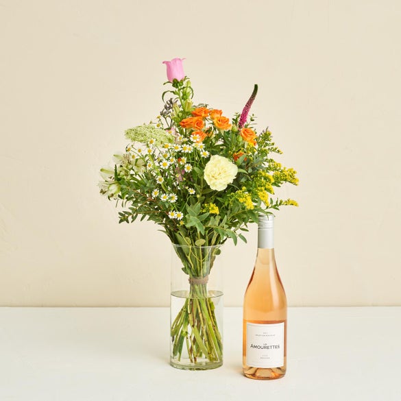 Floristens kreative buket med Les Amourettes, Rosé Pays d`Oc